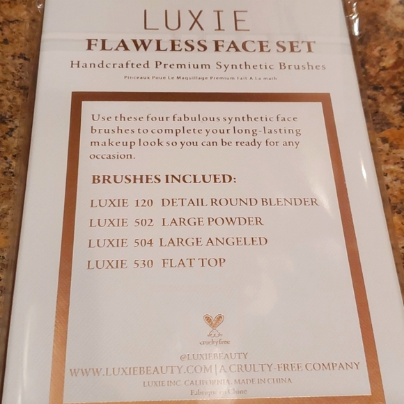 💓Luxie, flawless face set - Picture 3 of 5